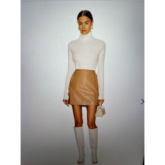 NWT MINKPINK VALET FAUX LEATHER TAN XL MINI SKIRT SOLD OUT REVOLVE! MSRP 130 - Picture 1 of 4